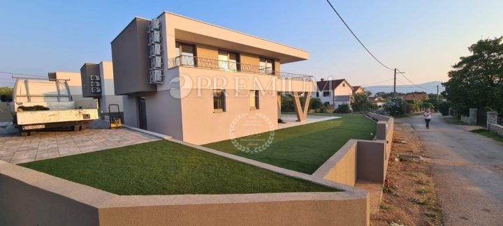 Dom Na predaj - Primorsko-goranska Krk - foto 2/20