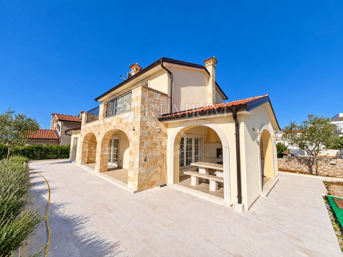 Hiša Na predaj - Primorsko-goranska Krk - foto 1/16