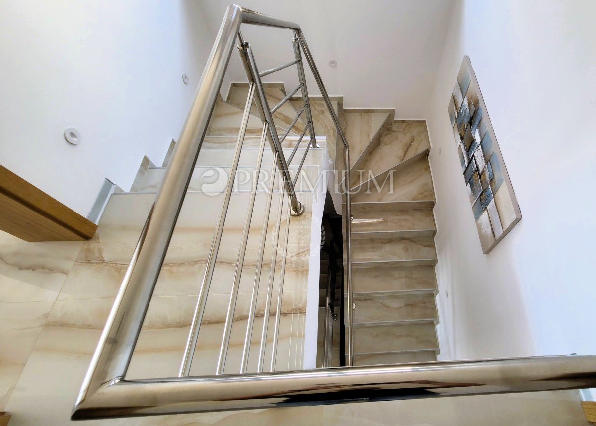 Haus Zu verkaufen - Primorsko-goranska Malinska