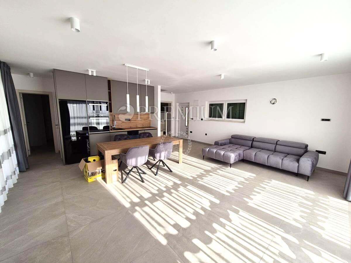 House For sale - Primorsko-goranska Malinska
