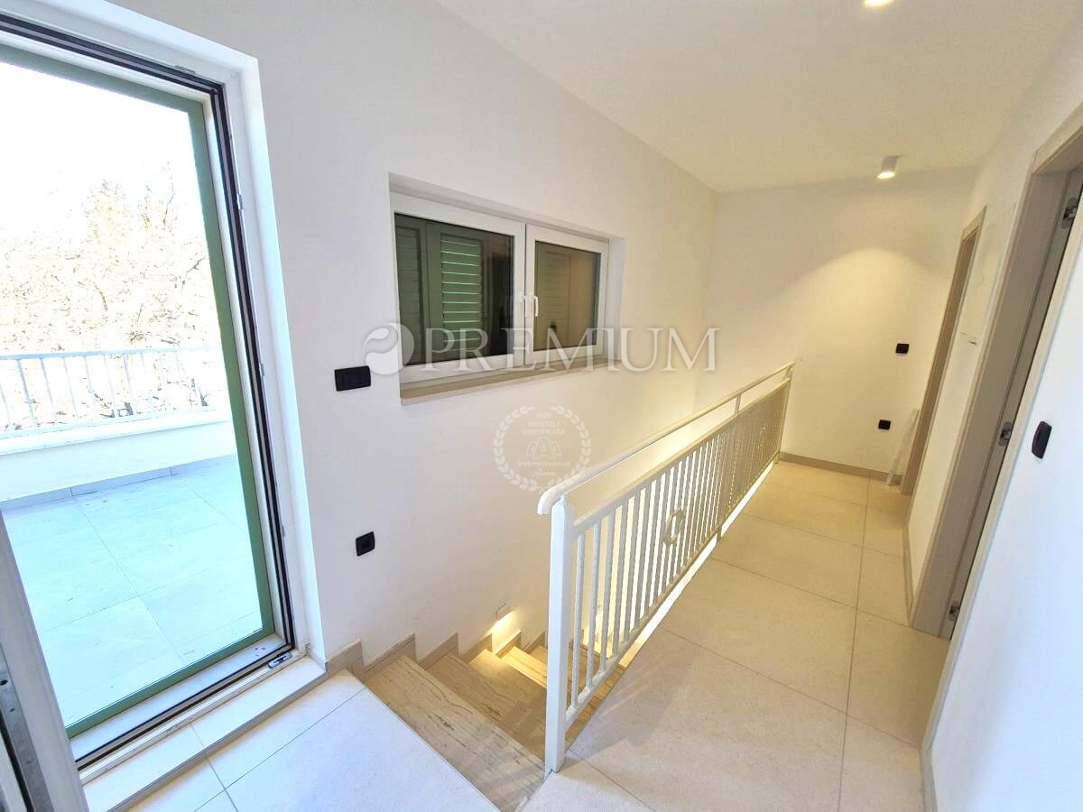 House For sale - Primorsko-goranska Malinska