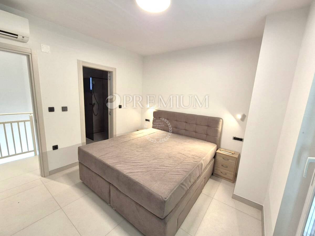 House For sale - Primorsko-goranska Malinska