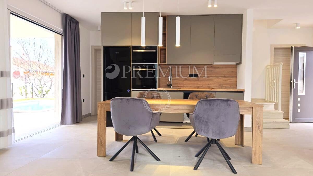 House For sale - Primorsko-goranska Malinska
