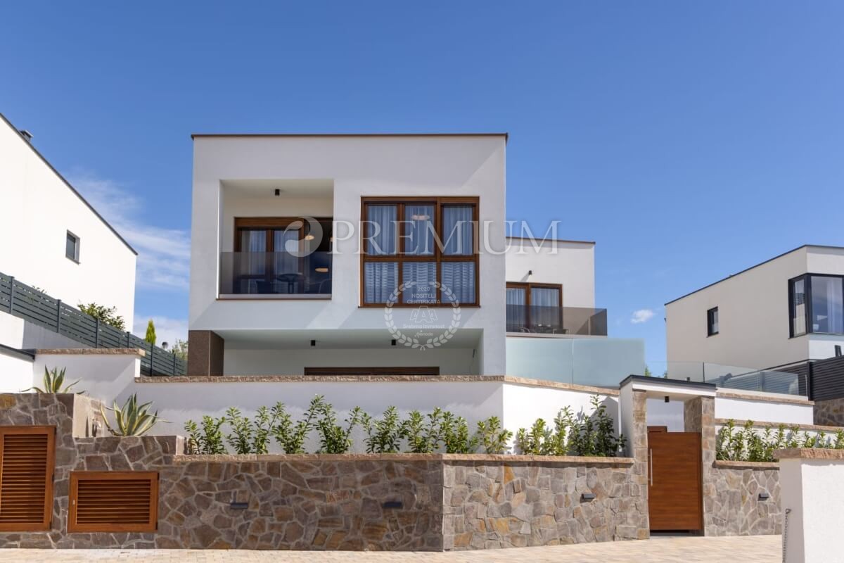 House For sale - Primorsko-goranska Malinska