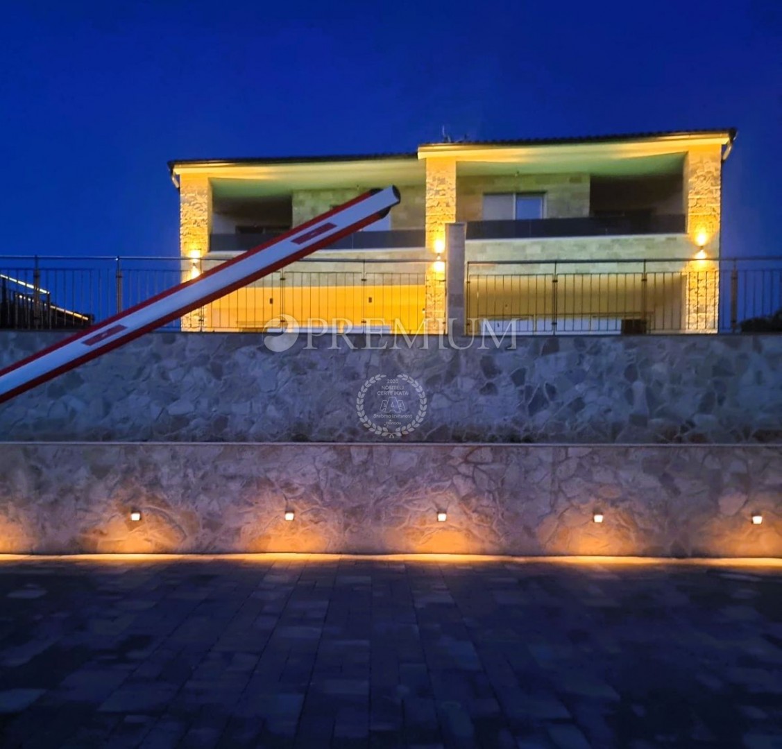 Casa In vendita - Primorsko-goranska Malinska