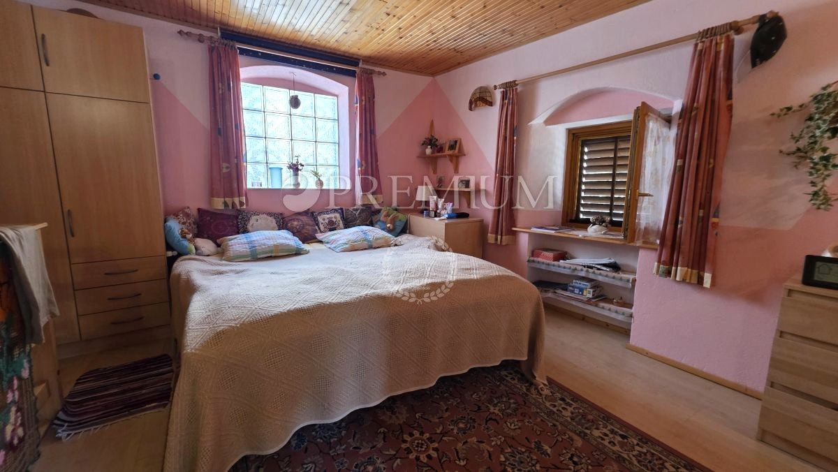 Haus Zu verkaufen -  Draga Bašćanska
