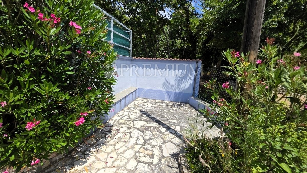 Haus Zu verkaufen -  Draga Bašćanska