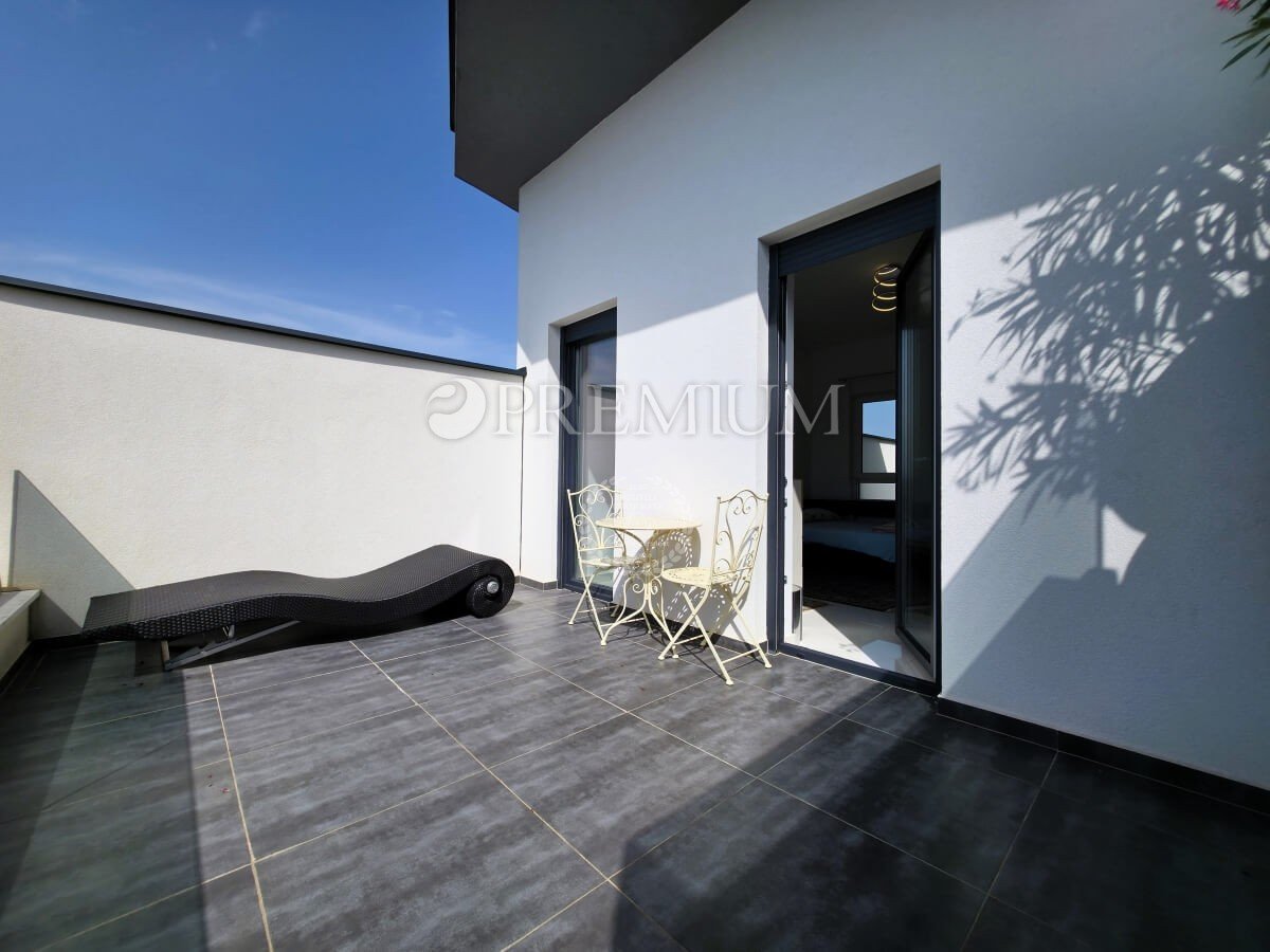 Apartma Naprodaj - Primorsko-goranska Njivice