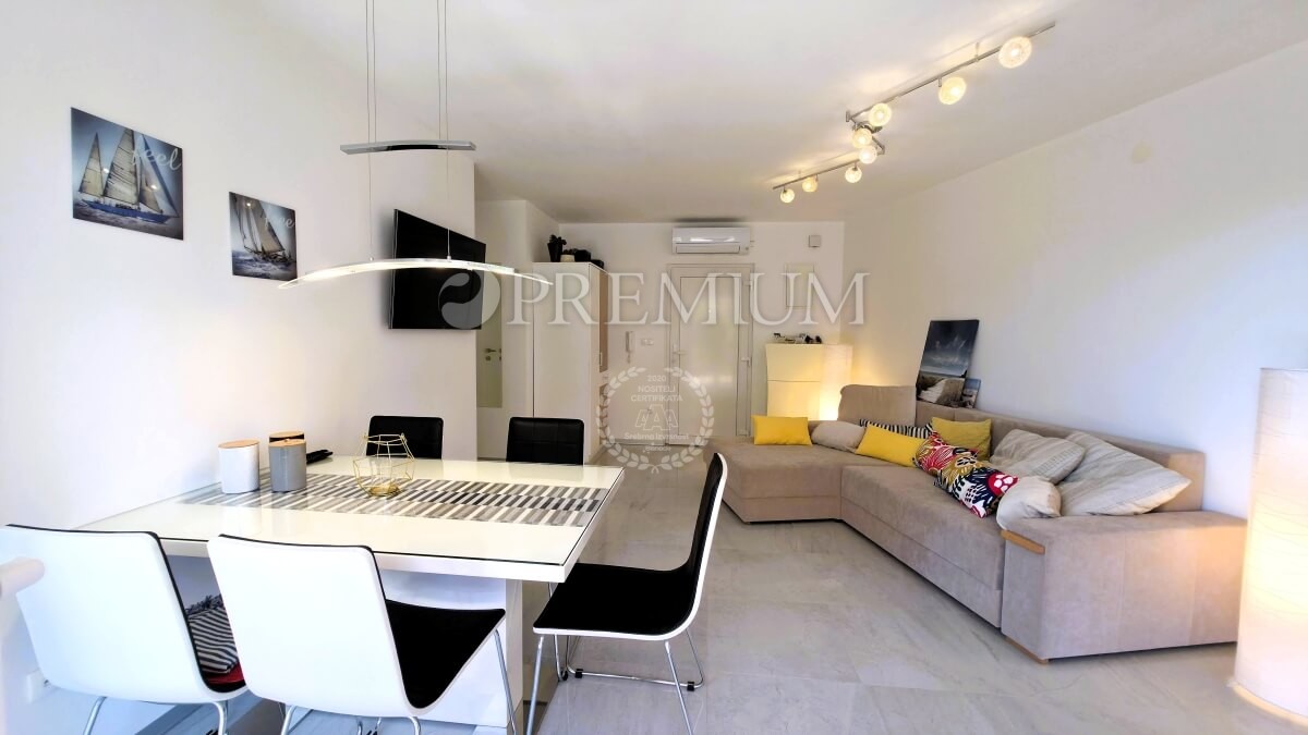 Flat For sale - Primorsko-goranska Njivice
