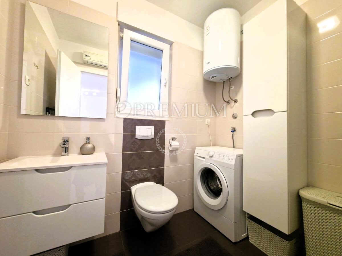 Flat For sale - Primorsko-goranska Njivice