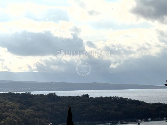 Hiša na predaj 130 m² – Omišalj