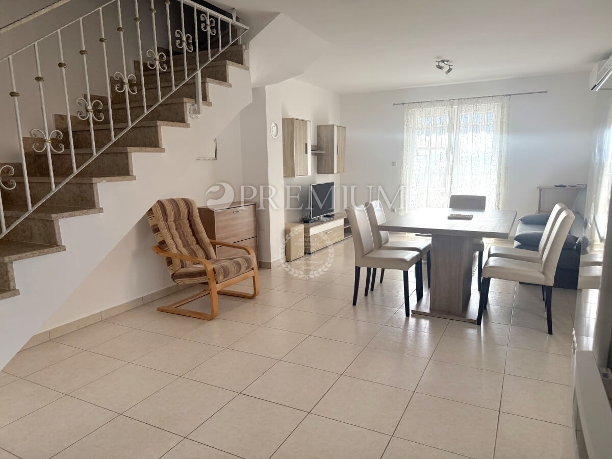Maison À vendre -  Njivice