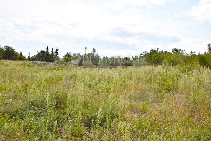 Działka na sprzedaż 550 m² – Krk