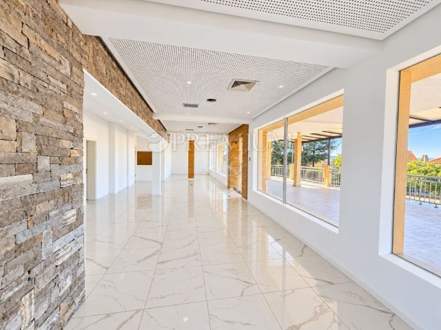 Lokal użytkowy na sprzedaż 244 m² – Malinska-Dubašnica