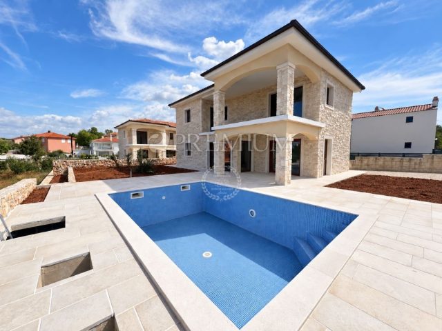 Maison à vendre 138 m² – Malinska-Dubašnica