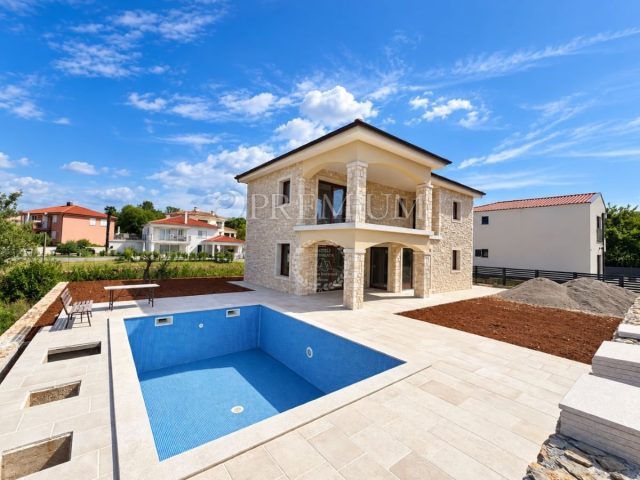 Maison à vendre 138 m² – Malinska-Dubašnica