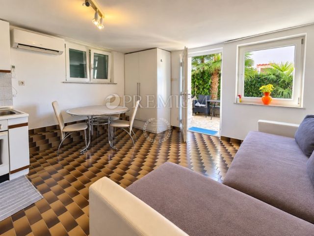 Appartement à louer 45 m² – Omišalj