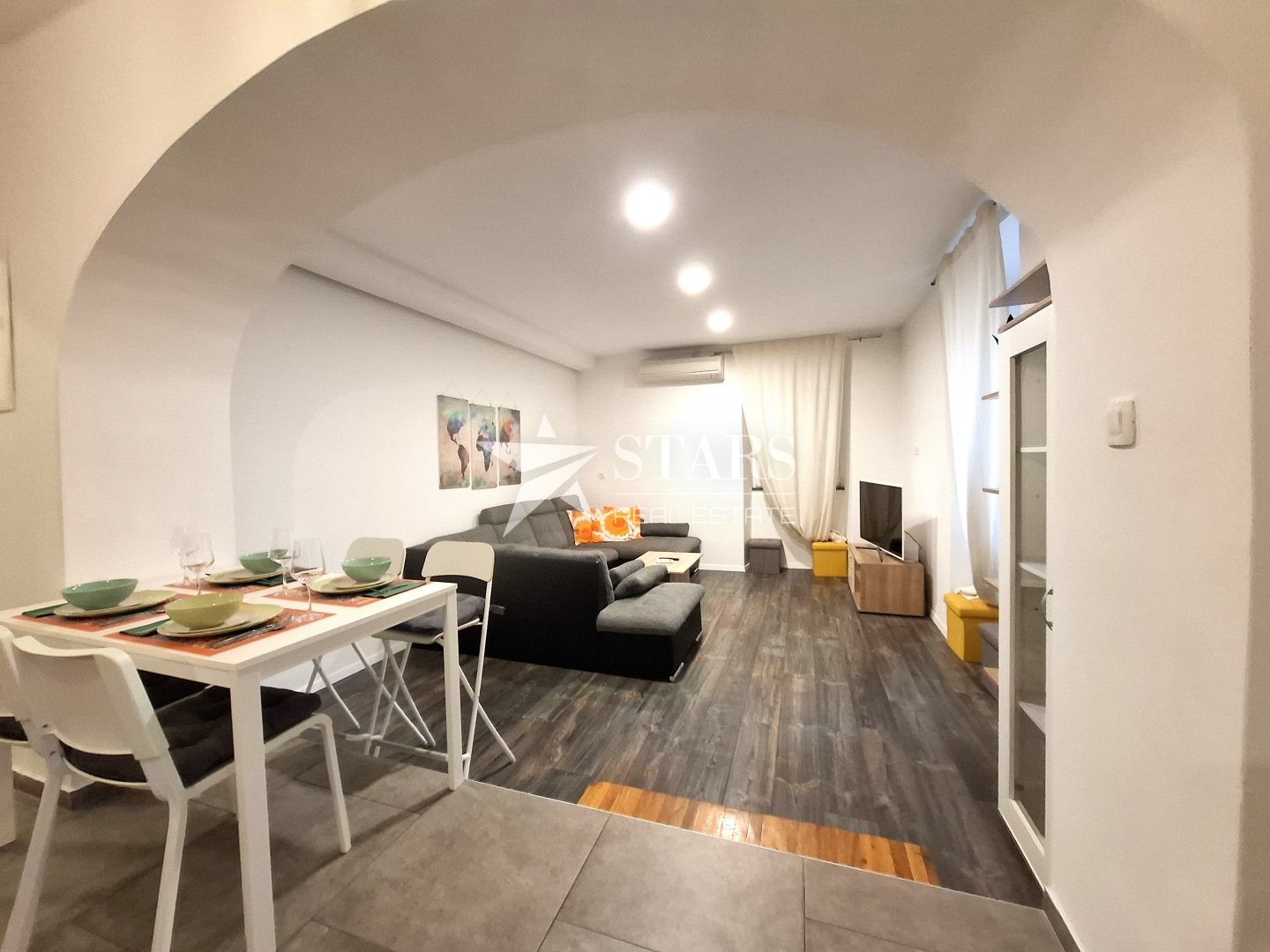 Apartma Naprodaj - Primorsko-goranska Opatija - Centar - foto 1/8