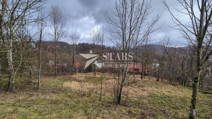 Land for sale 4676 m² – Fužine