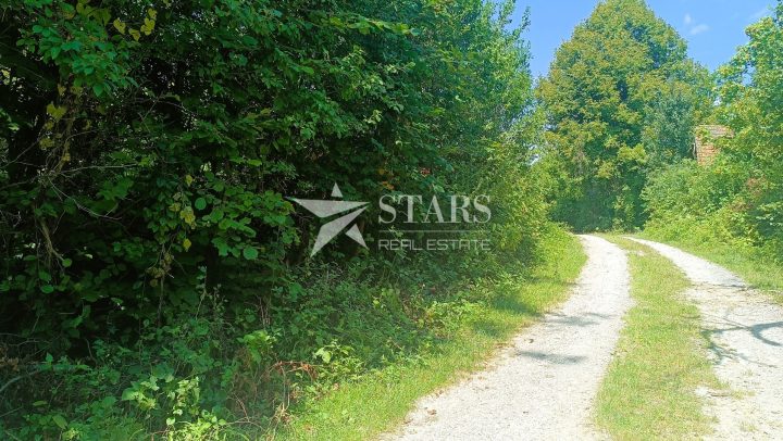 Pozemek na prodej 94488 m² – Slunj