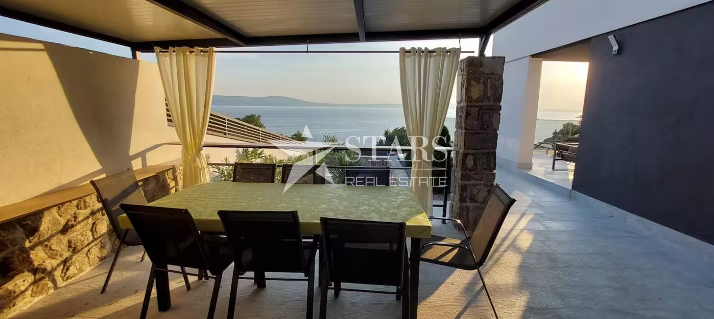 Maison À vendre - Primorsko-goranska Novi Vinodolski