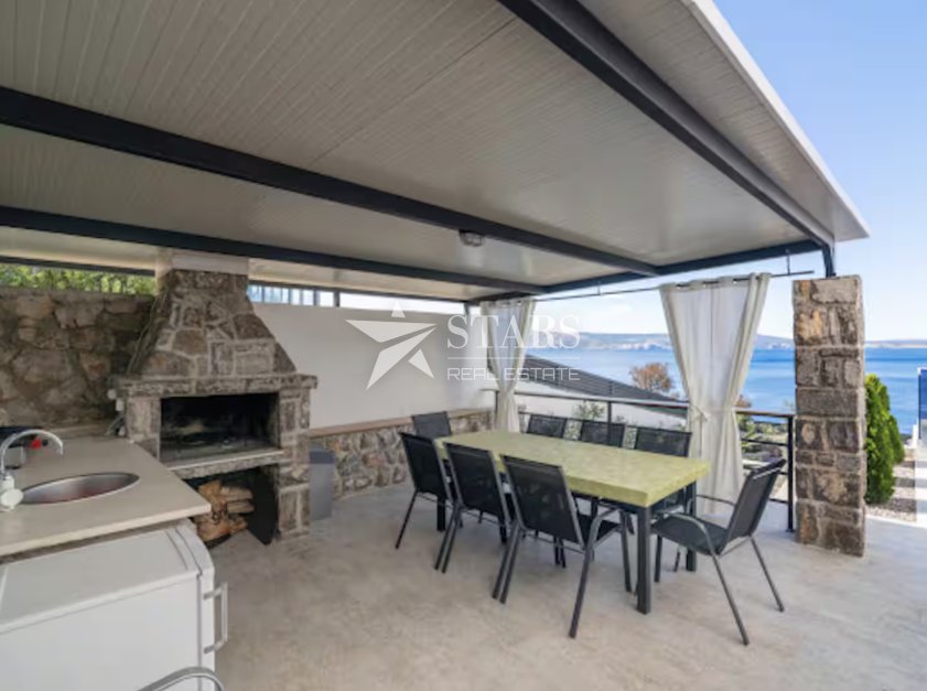 Maison À vendre - Primorsko-goranska Novi Vinodolski