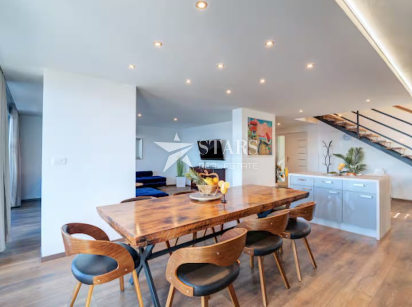 Maison À vendre - Primorsko-goranska Novi Vinodolski