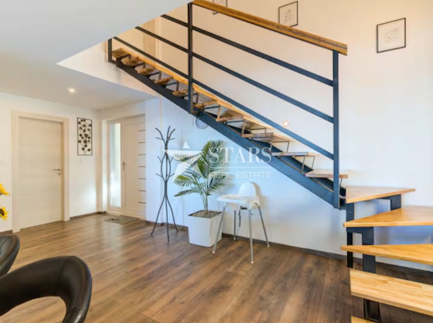 Maison À vendre - Primorsko-goranska Novi Vinodolski