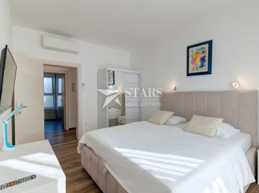 Maison À vendre - Primorsko-goranska Novi Vinodolski