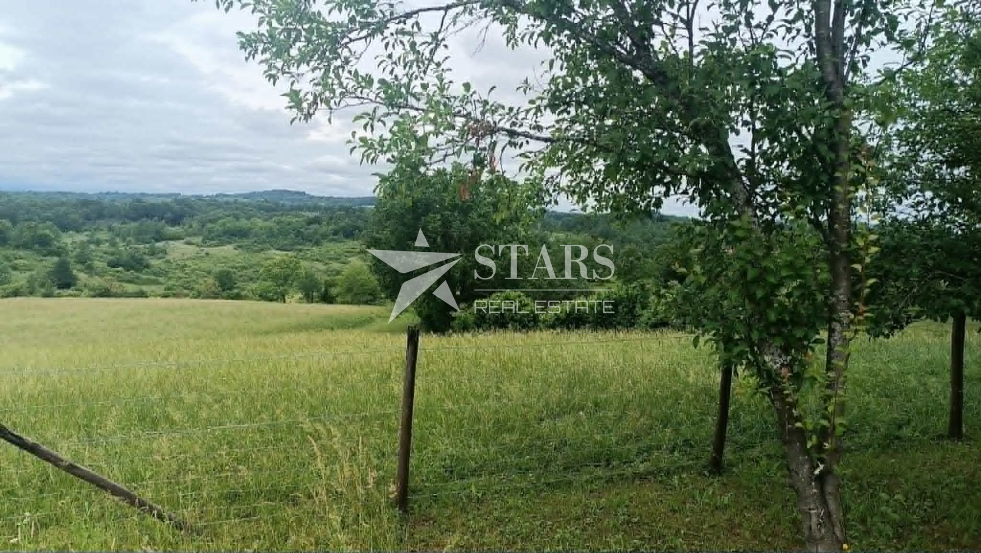 Dom Na sprzedaż - Karlovačka Kuzma Perjasička