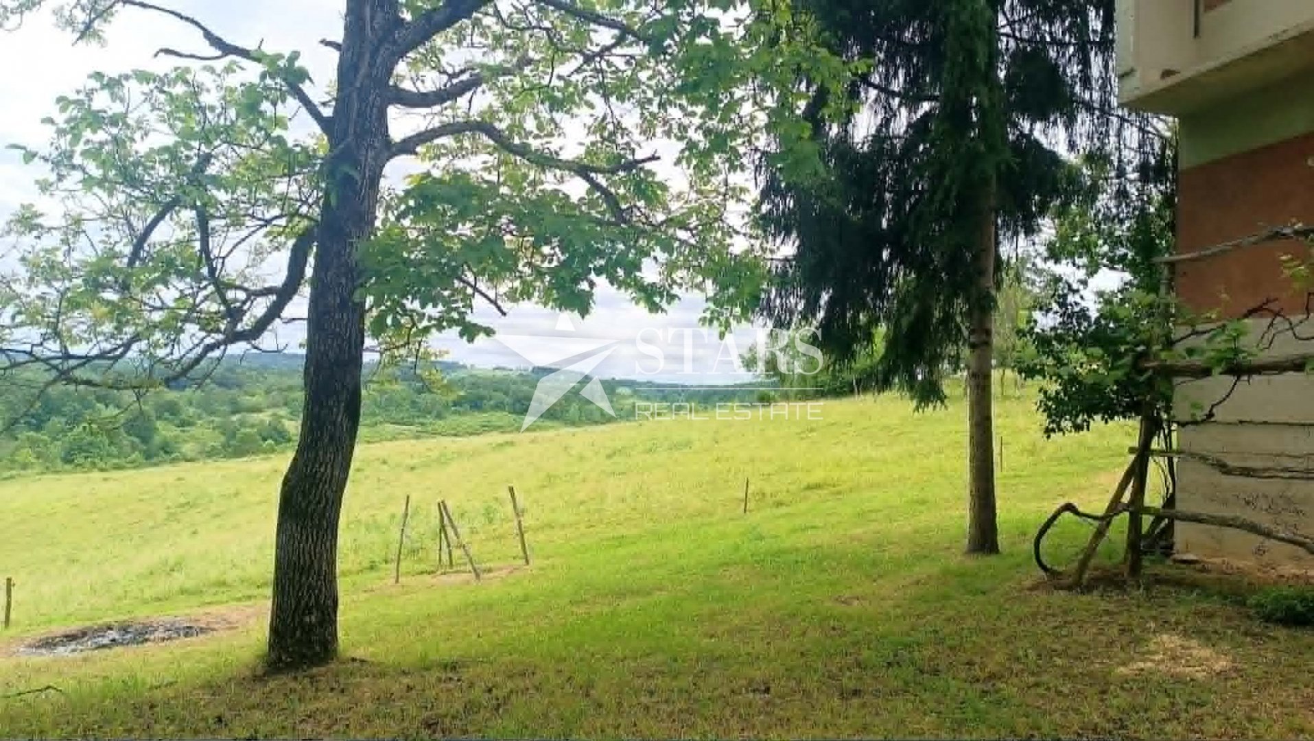 Dom Na sprzedaż - Karlovačka Kuzma Perjasička