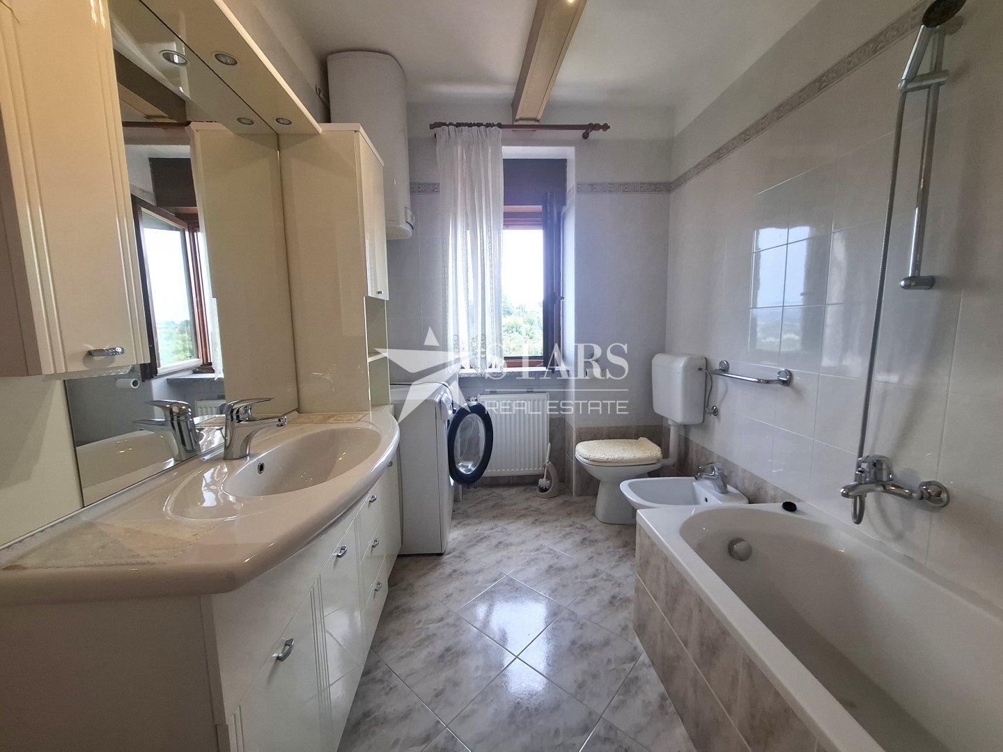 Haus Zu verkaufen - Primorsko-goranska Rukavac