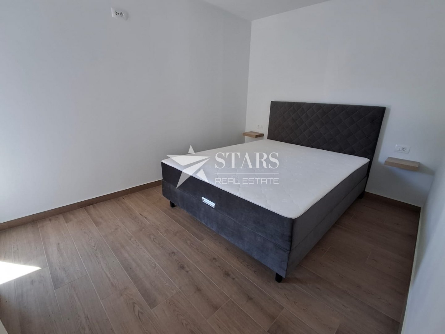 Maison À vendre -  Novigrad