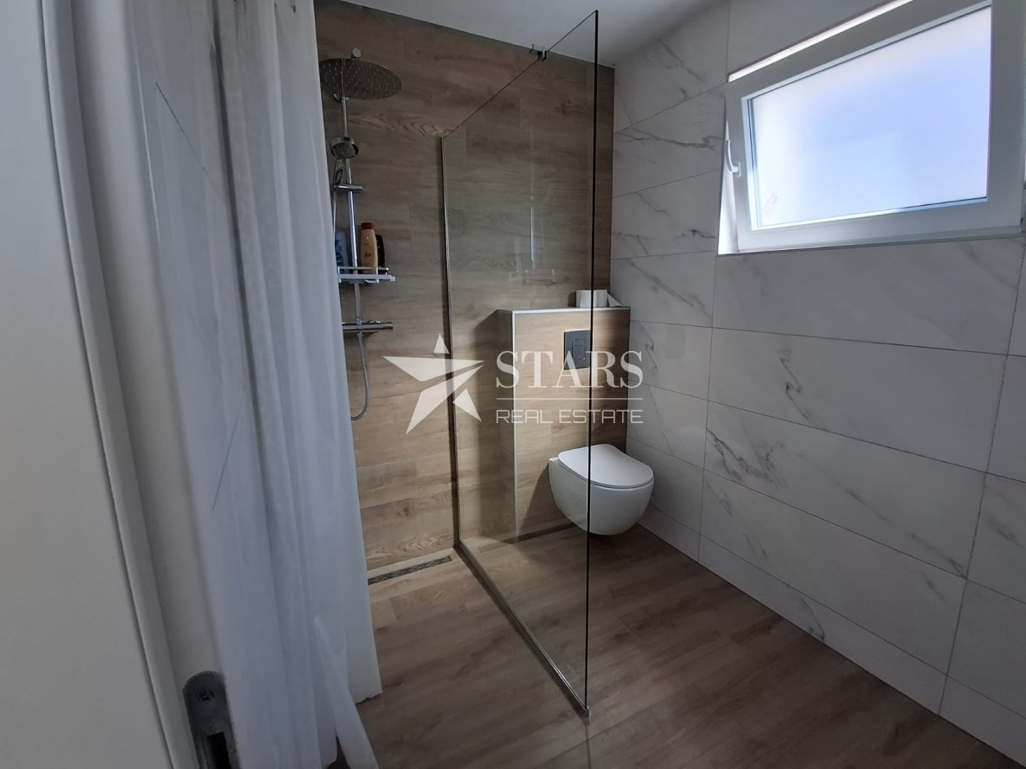 Maison À vendre -  Novigrad