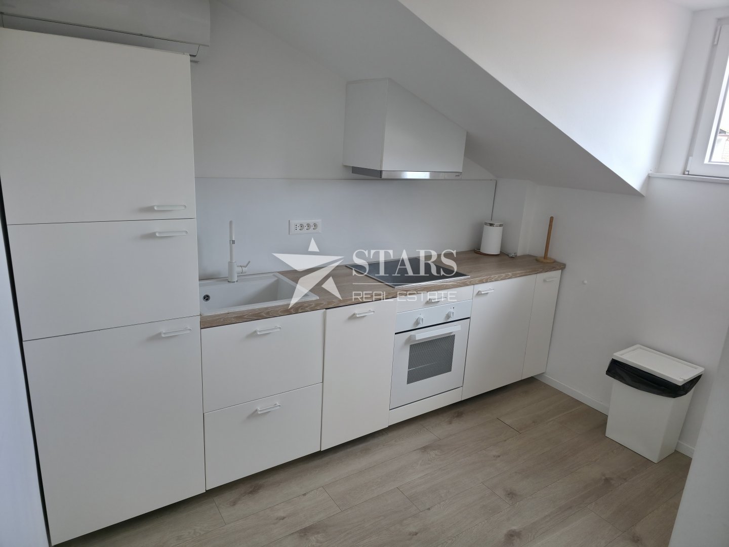Apartma Naprodaj - Primorsko-goranska Opatija - Centar