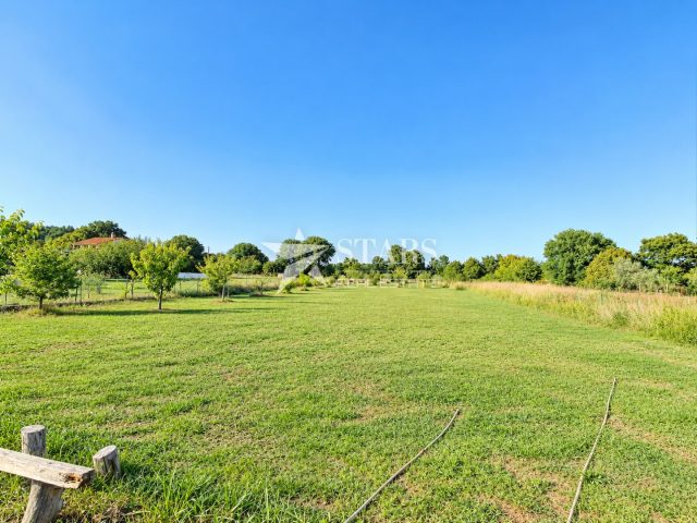 Pozemek na prodej 3025 m² – Marčana