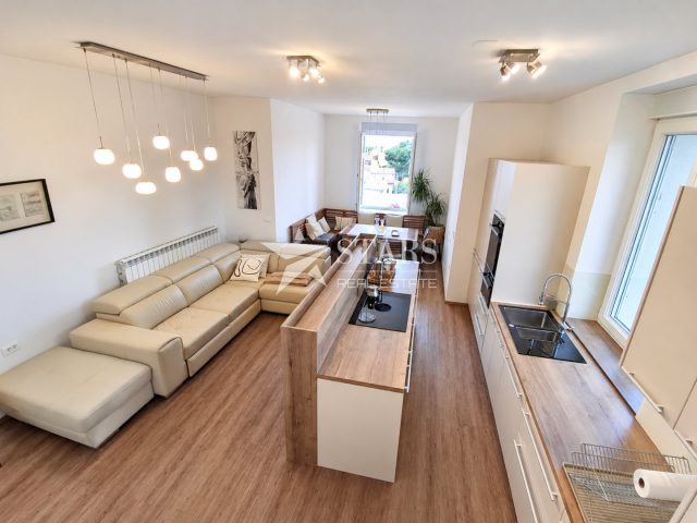 Appartement à vendre 130 m² – Pula