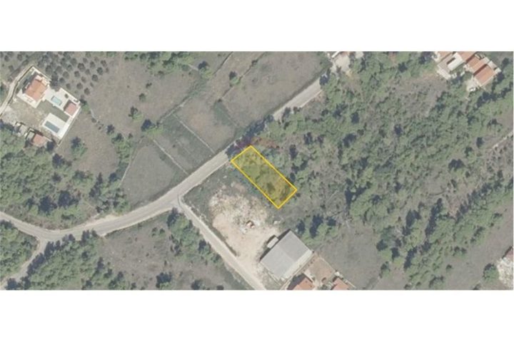 Pozemok na predaj 798 m² – Vir