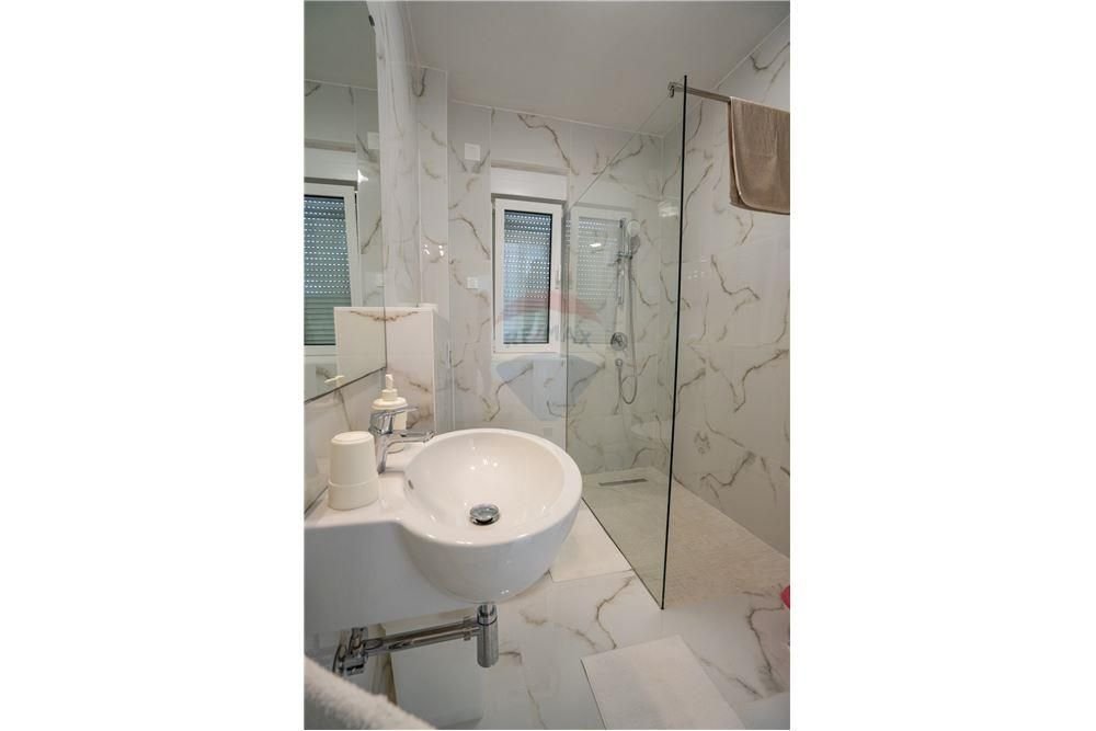 Flat For sale - Zadarska Mandre