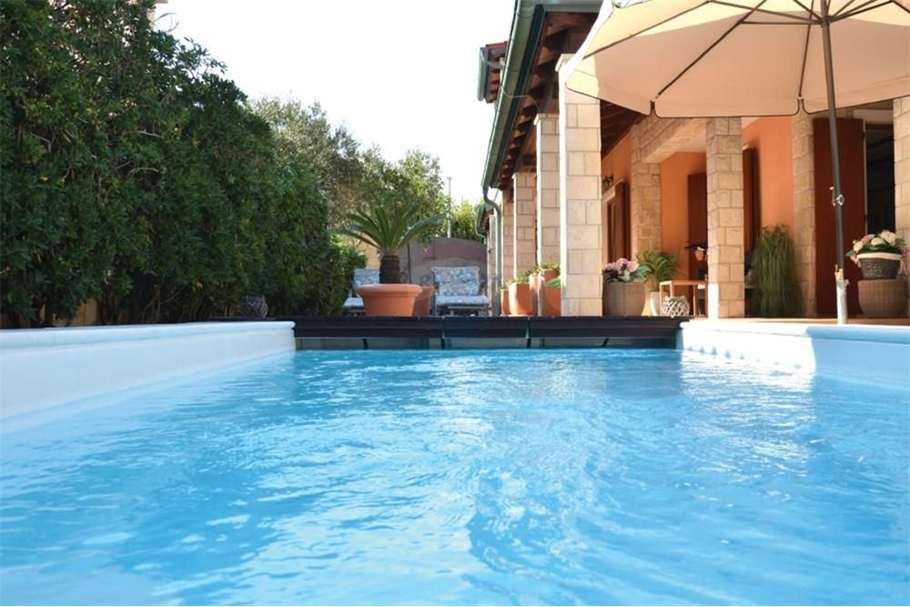 House For sale - Ličko-senjska Novalja