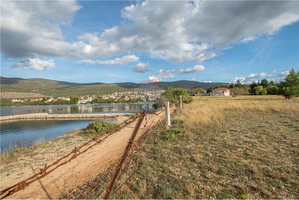 Kuća Na prodaju - Zadarska Gornji Karin