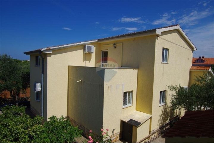 Haus Zu verkaufen - Zadarska Ugljan - foto 2/24