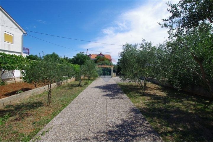 Haus Zu verkaufen - Zadarska Ugljan - foto 3/24