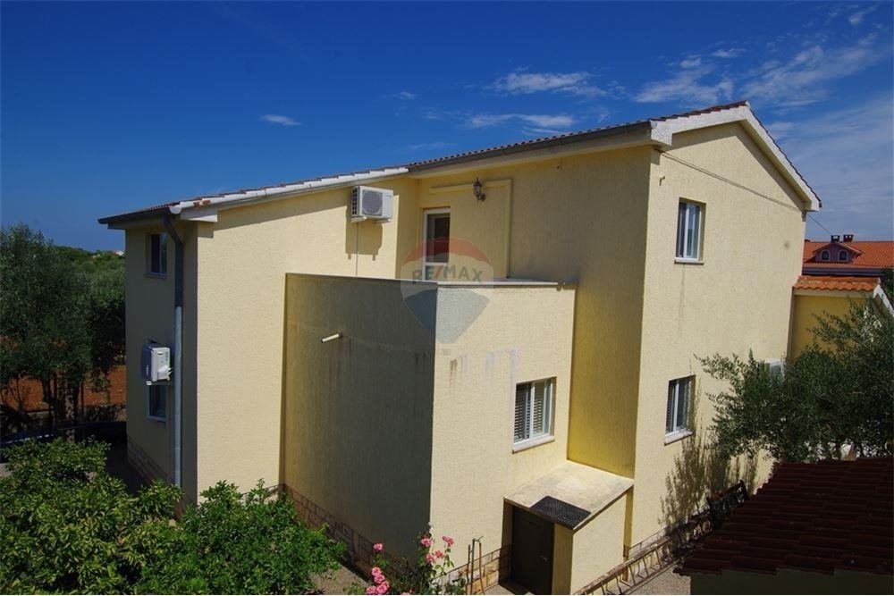 Haus Zu verkaufen - Zadarska Ugljan