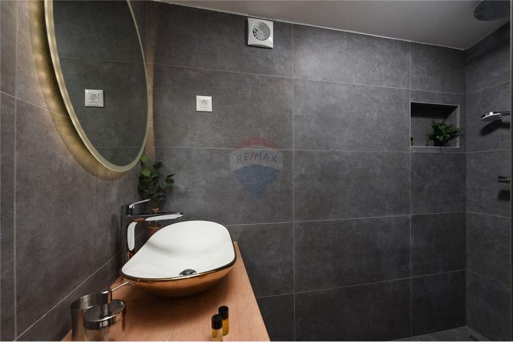 House For sale - Zadarska Debeljak