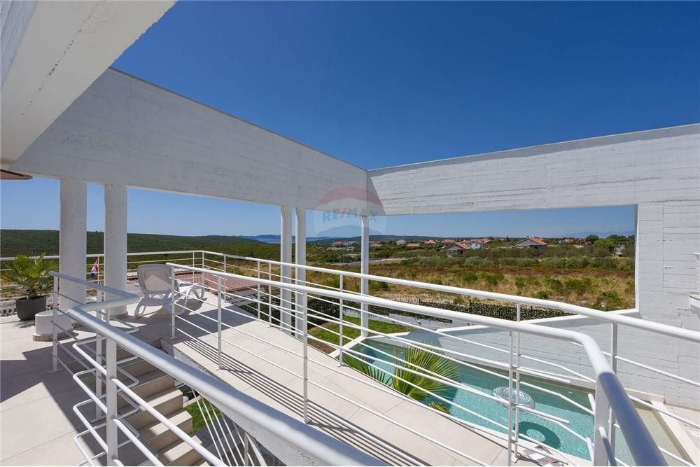 House For sale - Zadarska Debeljak