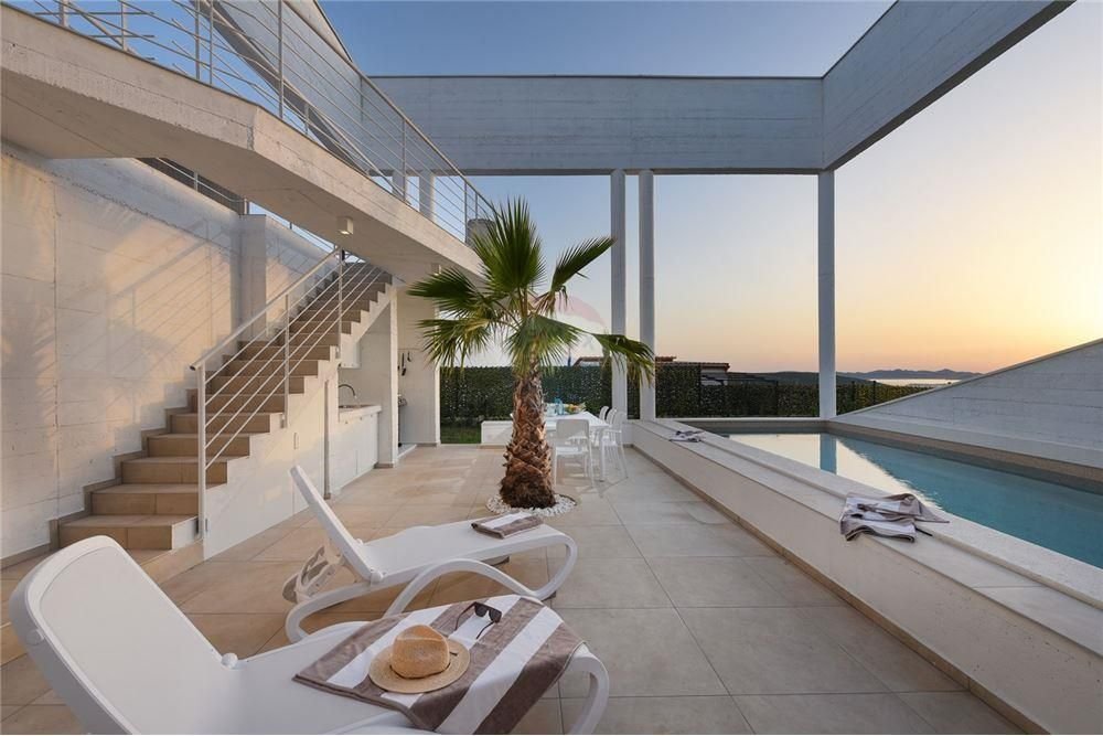 House For sale - Zadarska Debeljak