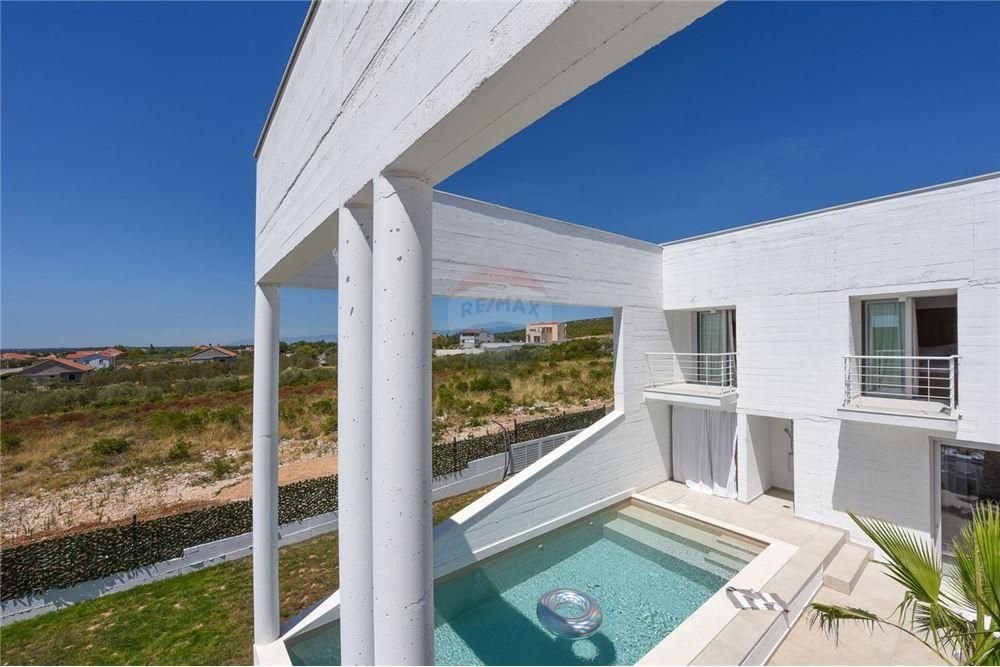 House For sale - Zadarska Debeljak