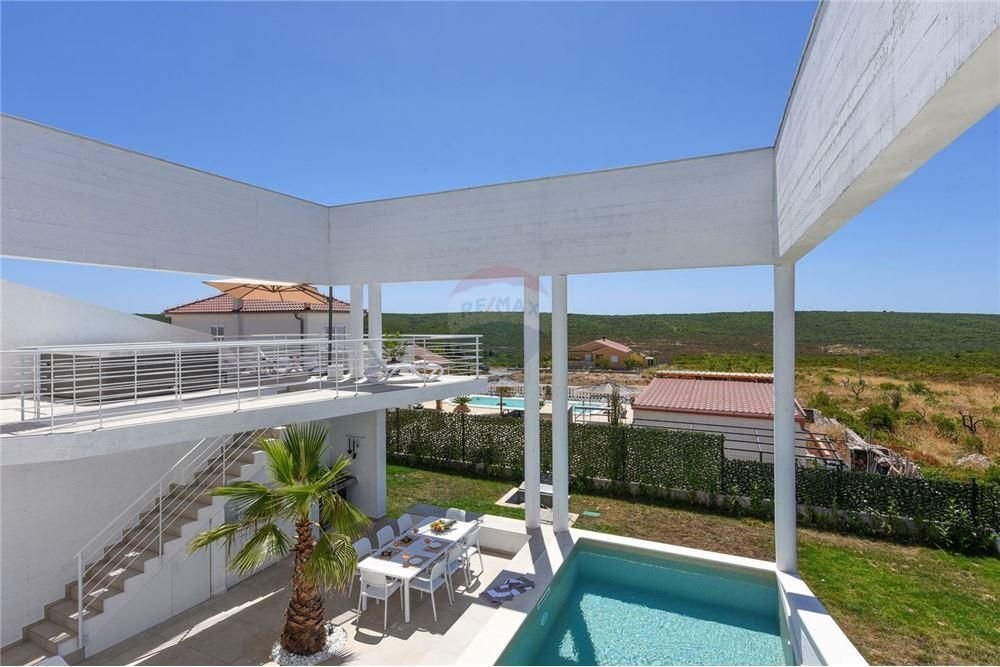 House For sale - Zadarska Debeljak