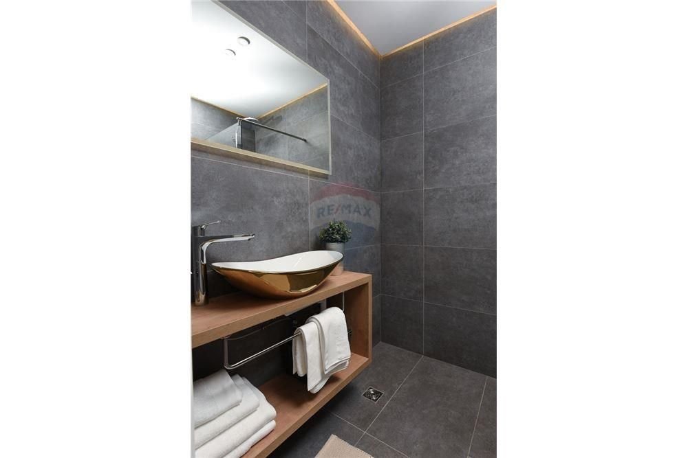 House For sale - Zadarska Debeljak